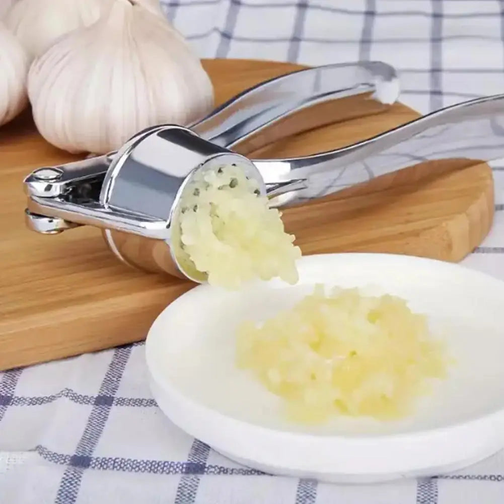 Stainless Steel Multifunction Garlic Press Crusher Kitchen Cooking Ginger Squeezer Masher Handheld Ginger Mincer Tools